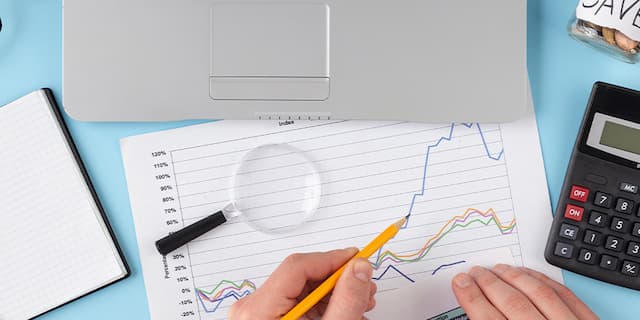 Market analysis and research image